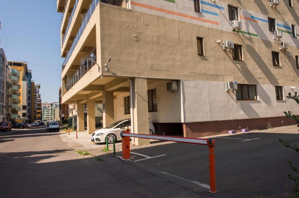 Wild Africa Apartament Mamaia Exterior foto